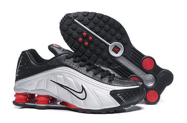 Nike Shox R4 10